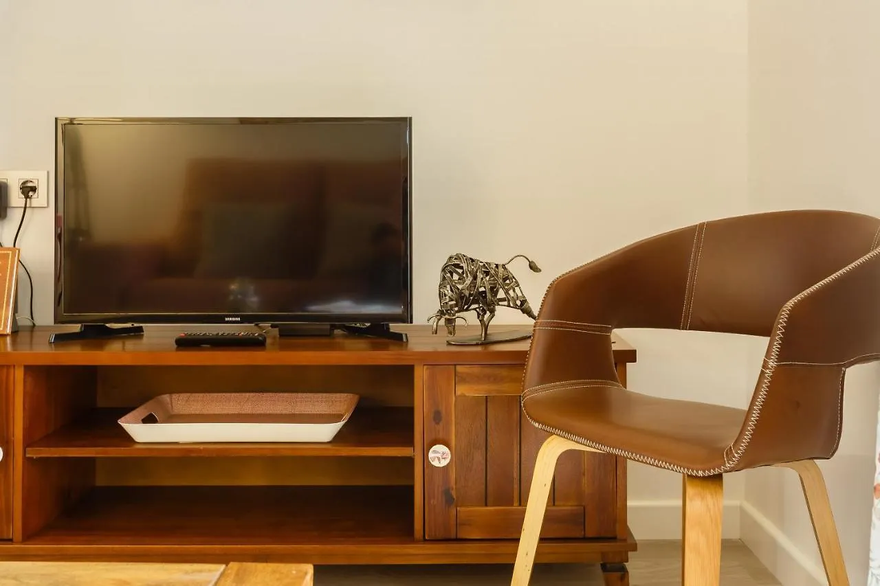 Apartamentos LOTO y LIZ by Cadiz4Rentals