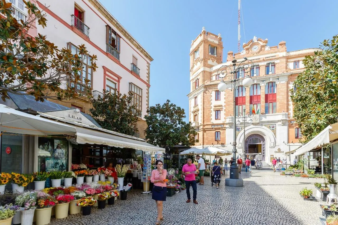 Apartment Apartamentos Loto Y Liz By Cadiz4Rentals